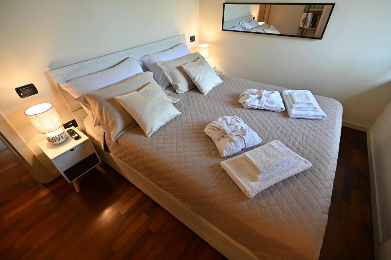 Aura Loving Home Con 4 Posti Letto, Cucina Completa, Terrazzo Ed Un Grande Parco Verde Serravalle d'Asti Exterior photo