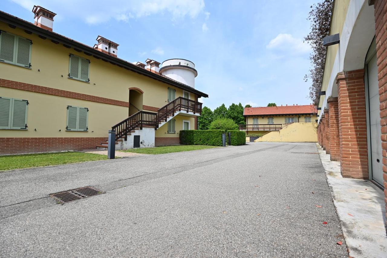 Aura Loving Home Con 4 Posti Letto, Cucina Completa, Terrazzo Ed Un Grande Parco Verde Serravalle d'Asti Exterior photo